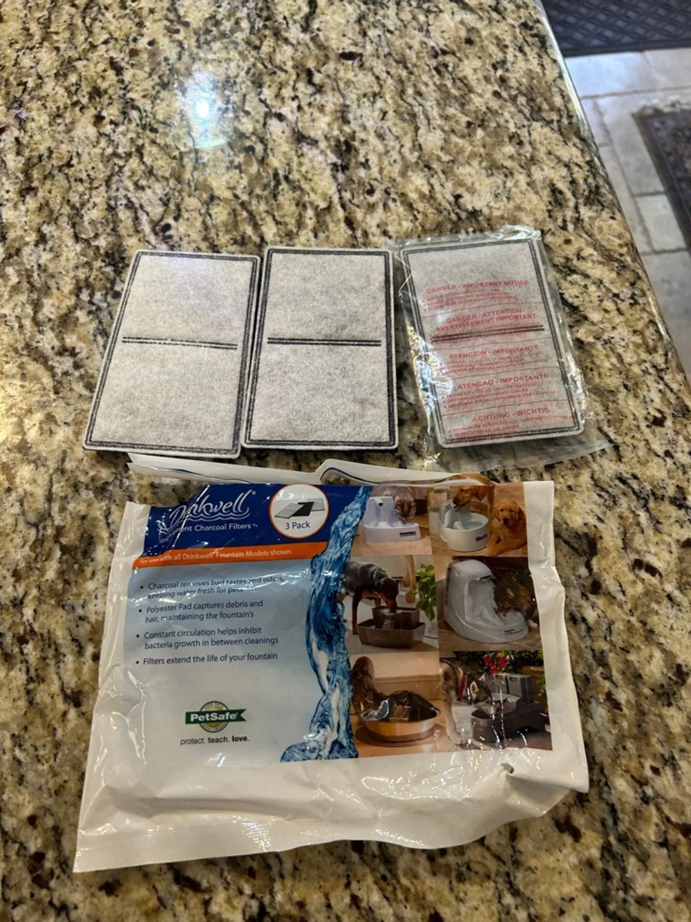 PetSafe Drinkwell Replacement Charcoal Filters - White & Blue Pack